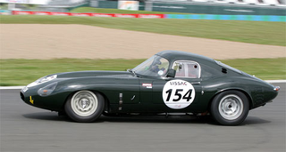 Illustration for article titled Jaguar E-type